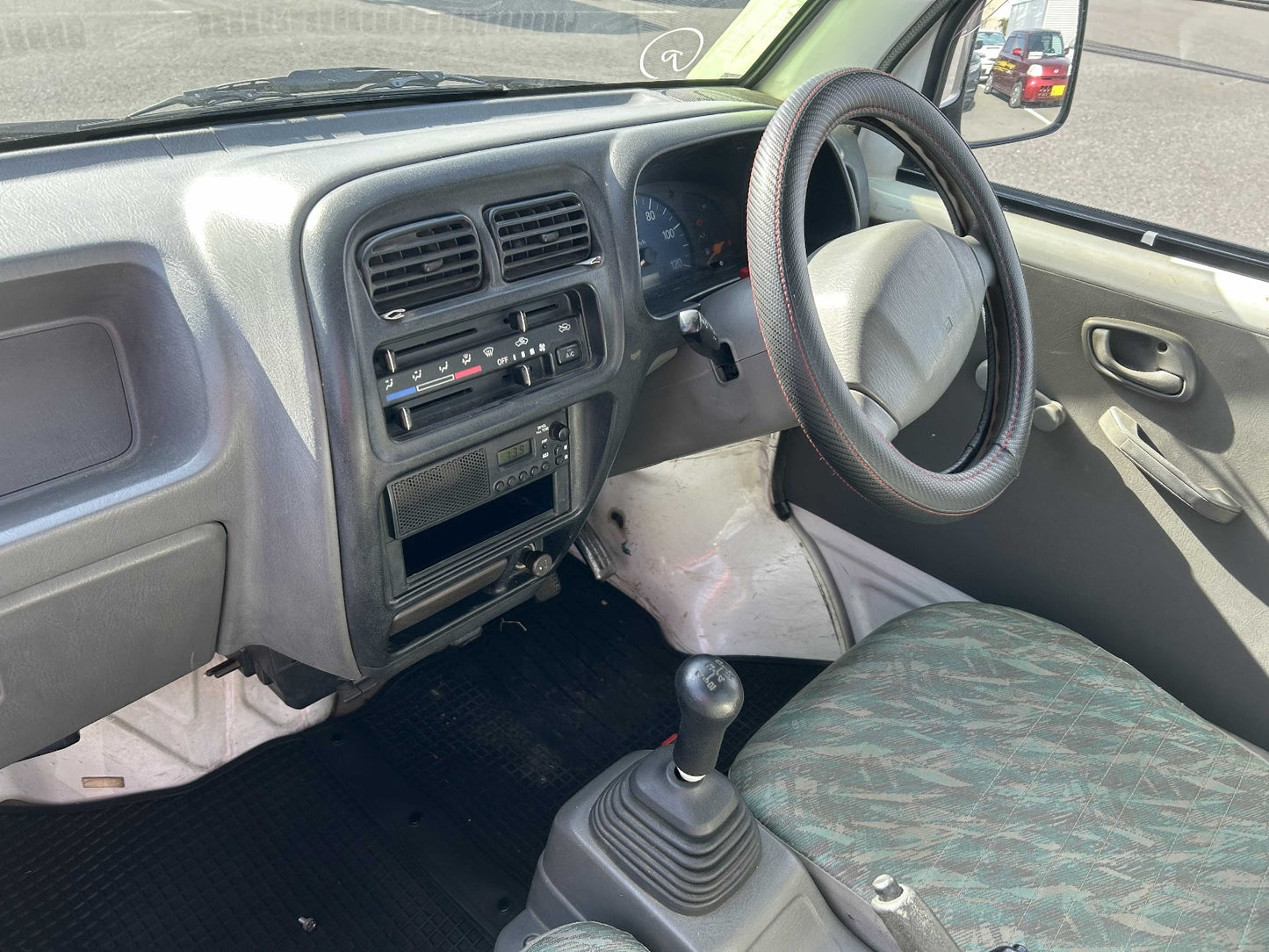 1999 Suzuki Carry, 4WD and AC