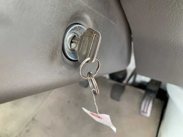 1999 Suzuki Every, 2WD and AC
