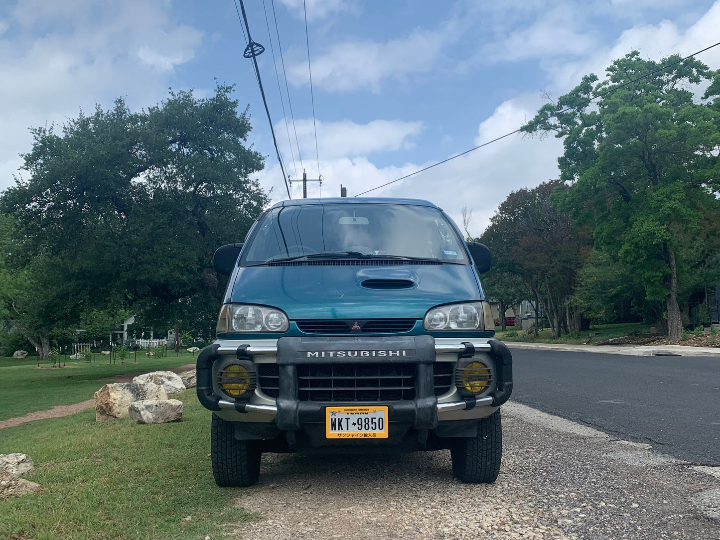 1997 Mitsubishi Delica