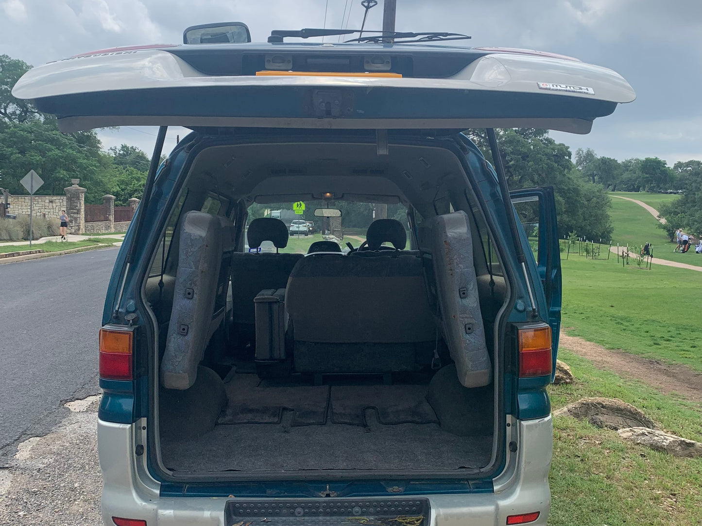 1997 Mitsubishi Delica