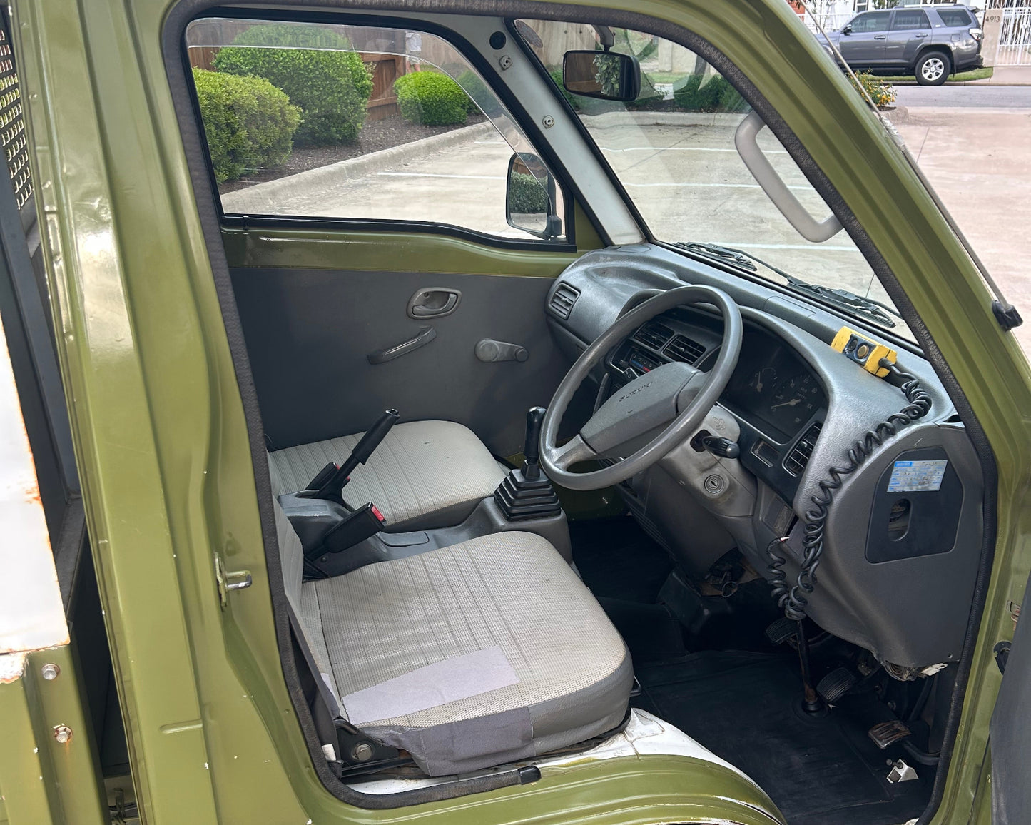 1997 Suzuki Carry Dump, 2WD + AC