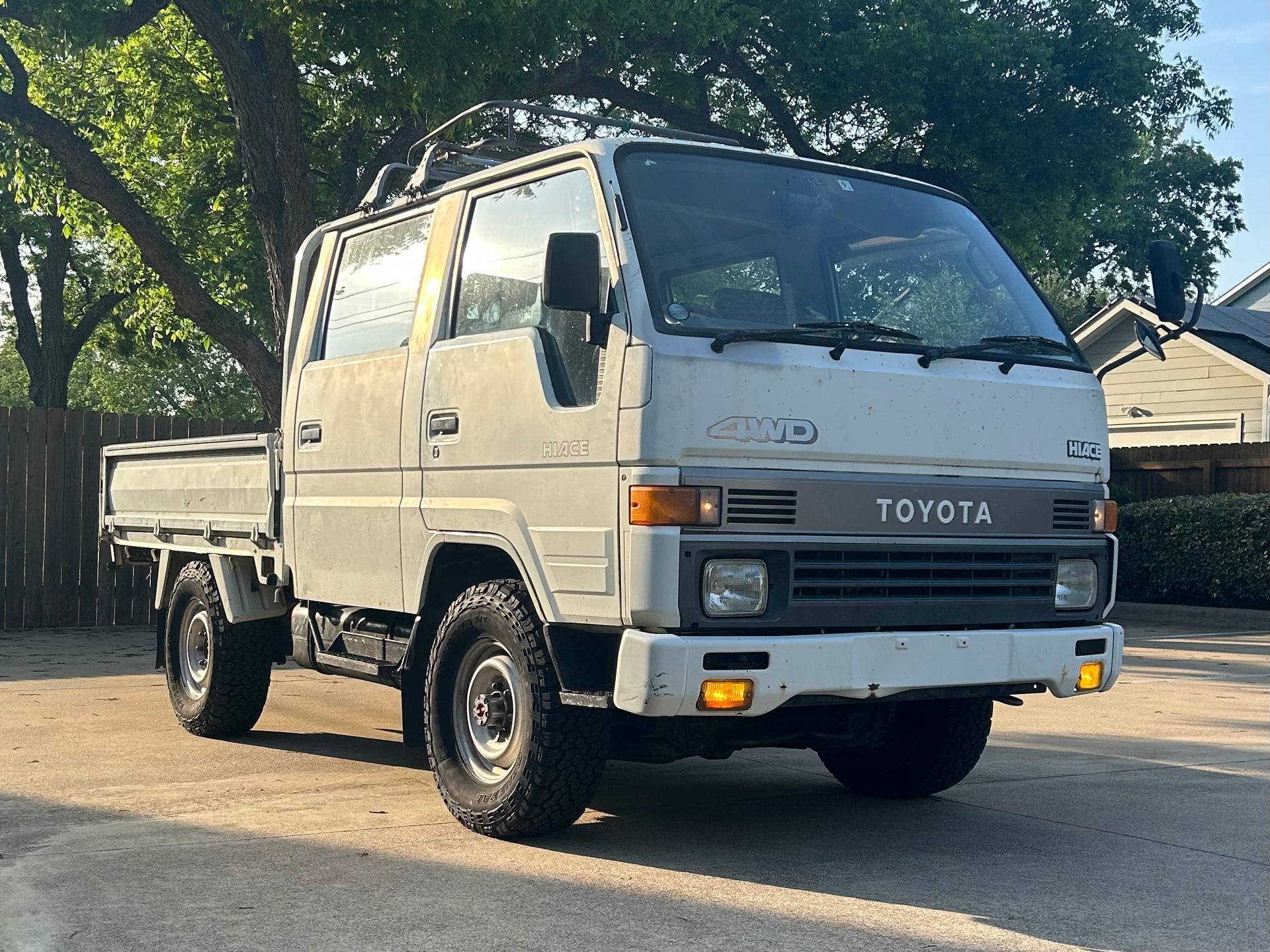 1991 Toyota Hiace, 4WD + AC