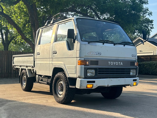 1991 Toyota Hiace, 4WD + AC