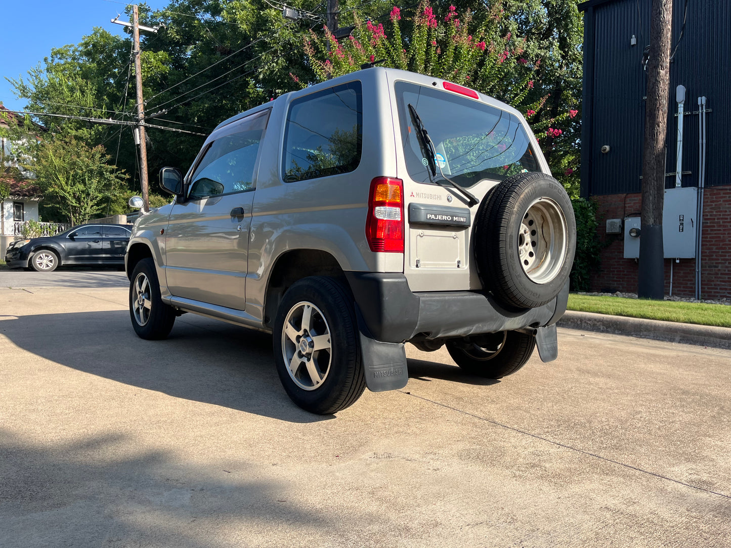 1999 Pajero Mini, 4WD + AC