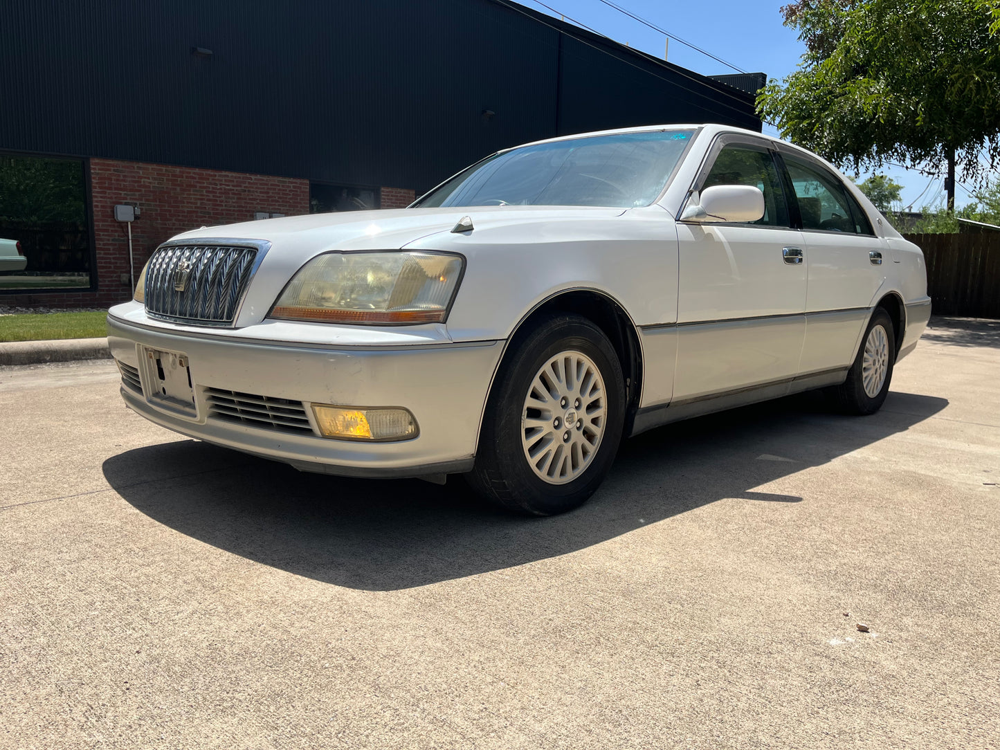 [JUST LANDED] 2000 Toyota Crown Majesta, 2WD + AC, Automatic