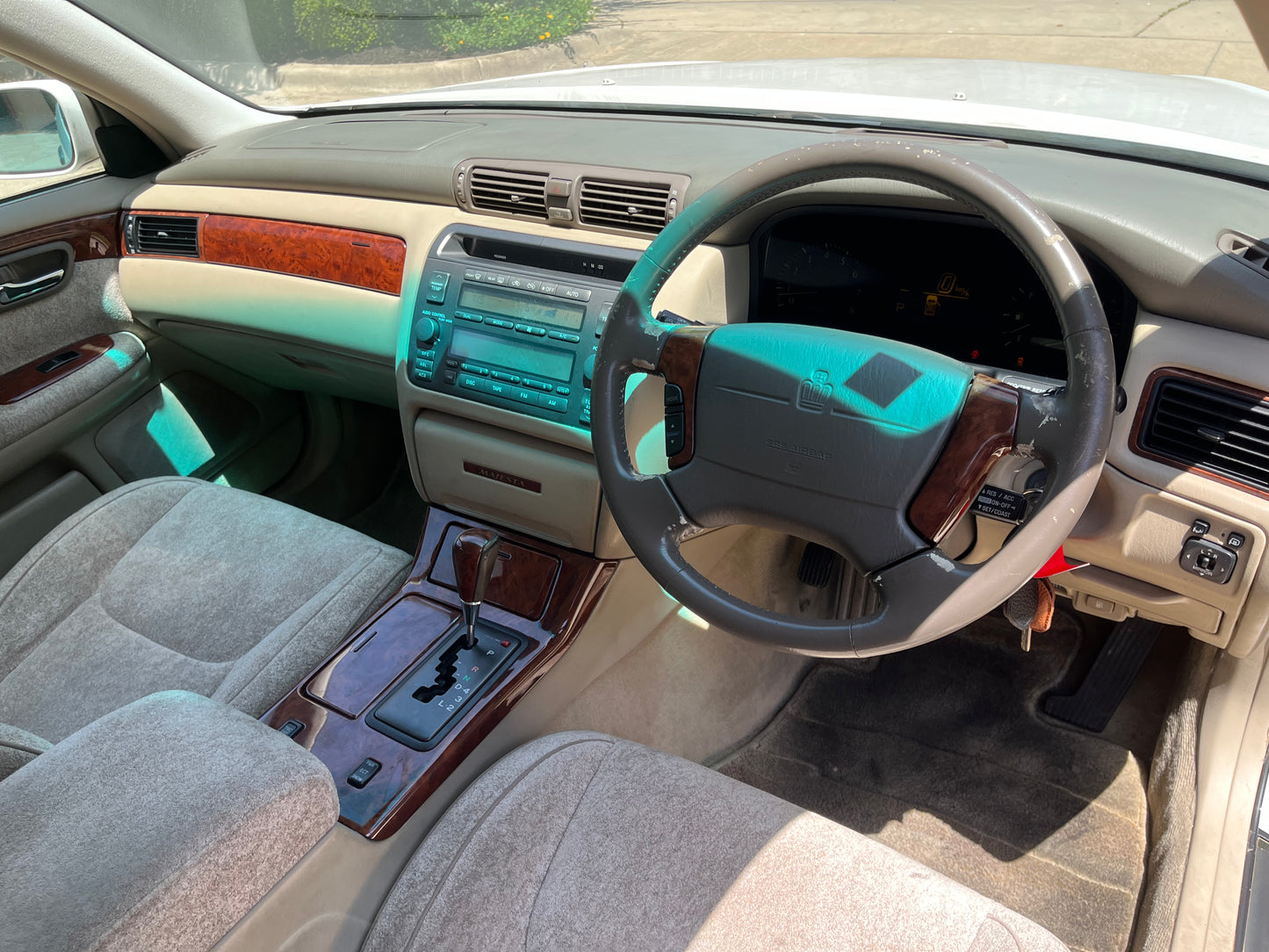 [JUST LANDED] 2000 Toyota Crown Majesta, 2WD + AC, Automatic