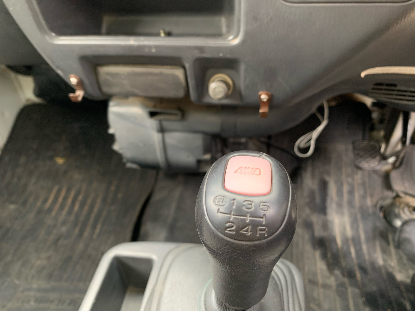 1999 Subaru Sambar, 4WD + AC