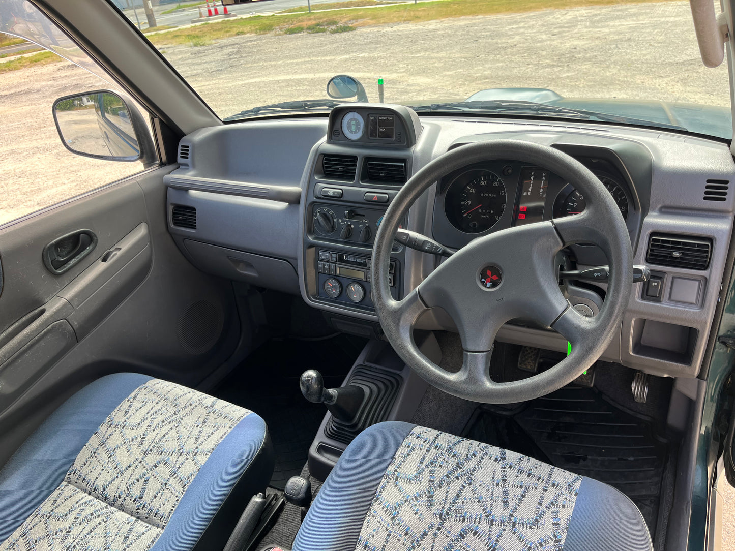 1995 Mitsubishi Pajero Mini, 4WD + AC