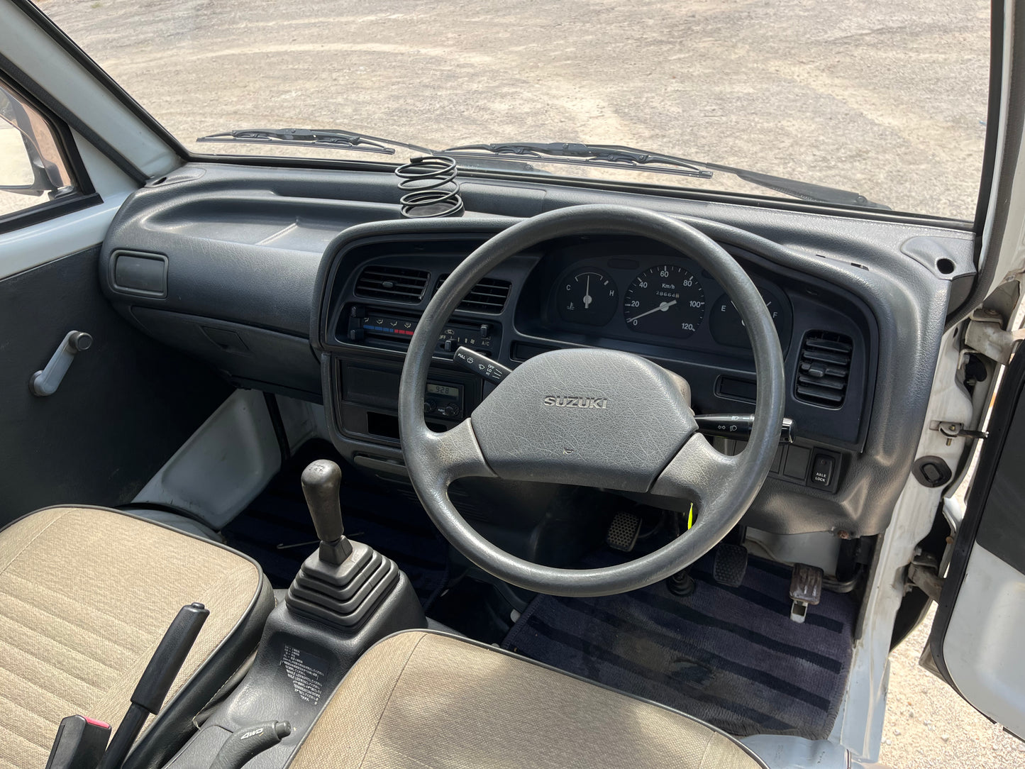 1992 Suzuki Carry, 4WD + AC