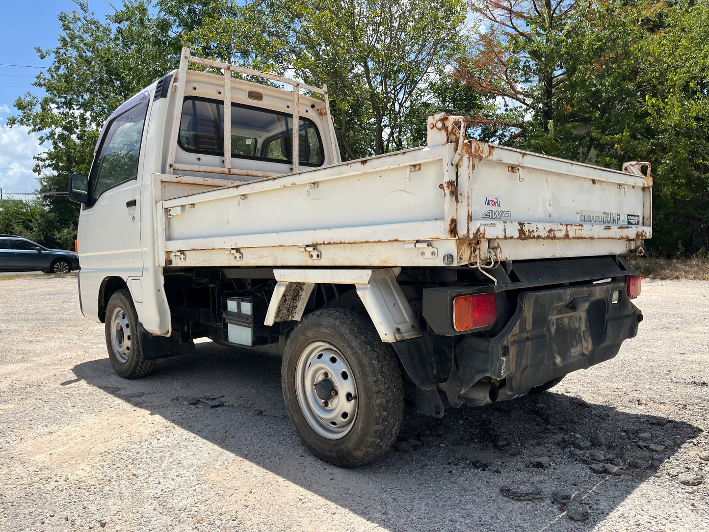 1995 Subaru Sambar Dump Truck, 4WD + AC