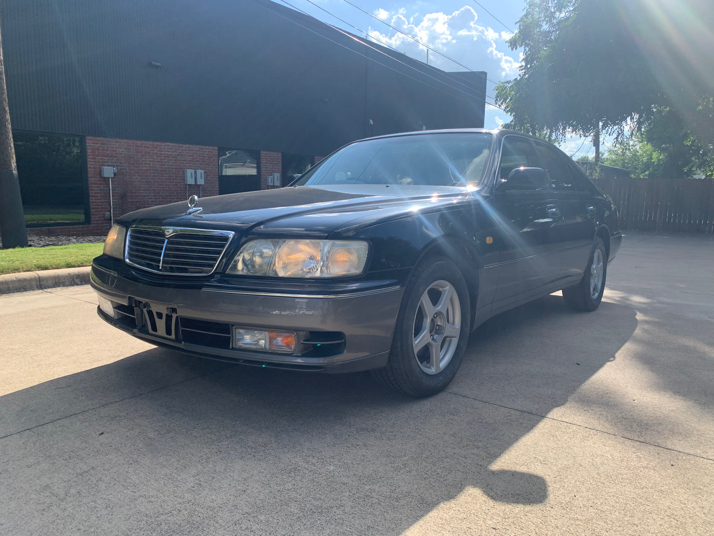 [JUST ARRIVED] Nissan Cima, 2WD + AC