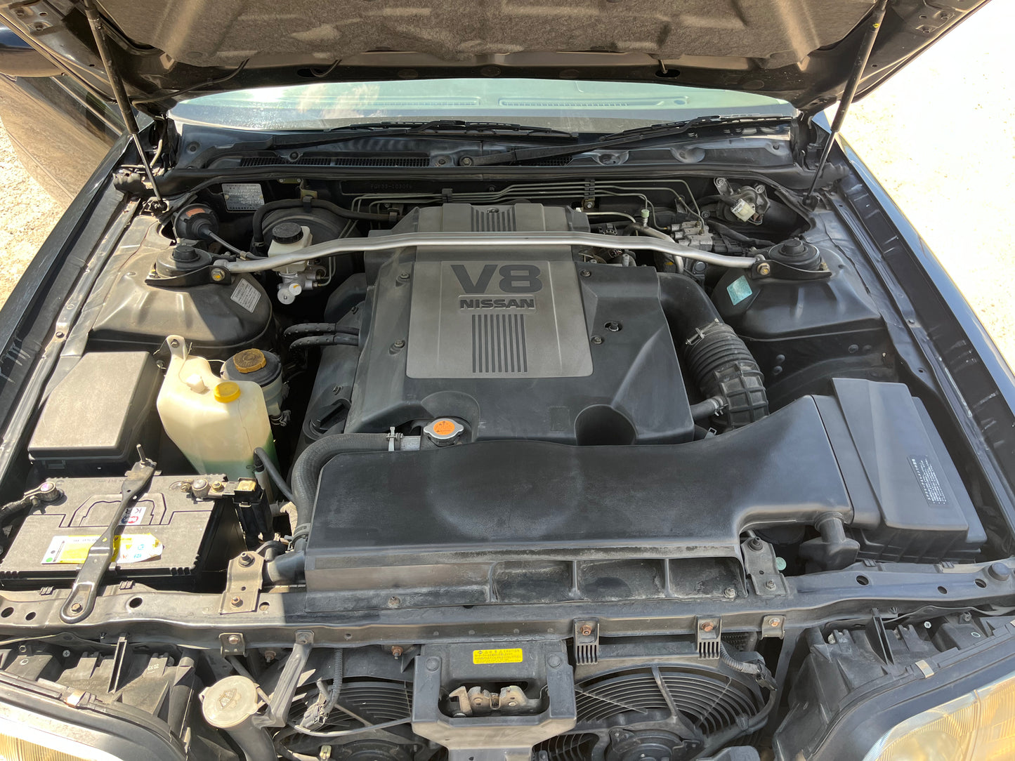 Nissan Cima, 2WD + AC