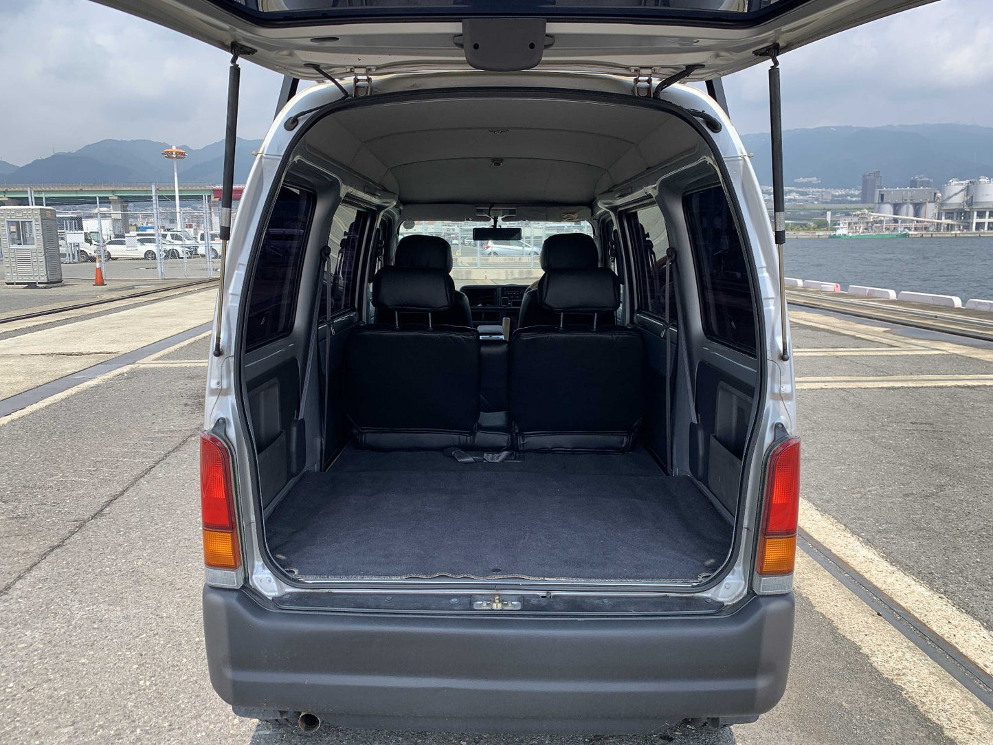 [COMING SOON] 2000 Subaru Dias, 4WD and AC + Custom Roof Rack