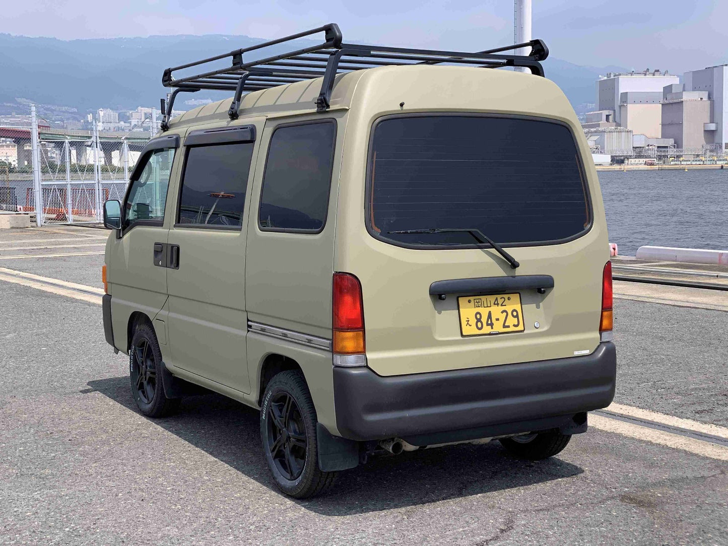 [COMING SOON] 2000 Subaru Dias, 4WD and AC + Custom Roof Rack
