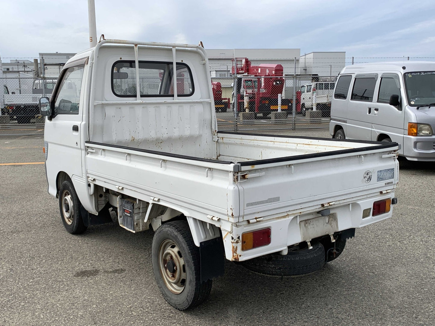 [COMING SOON] 1995 Daihatsu Hijet, 2WD and AC + Automatic Transmission