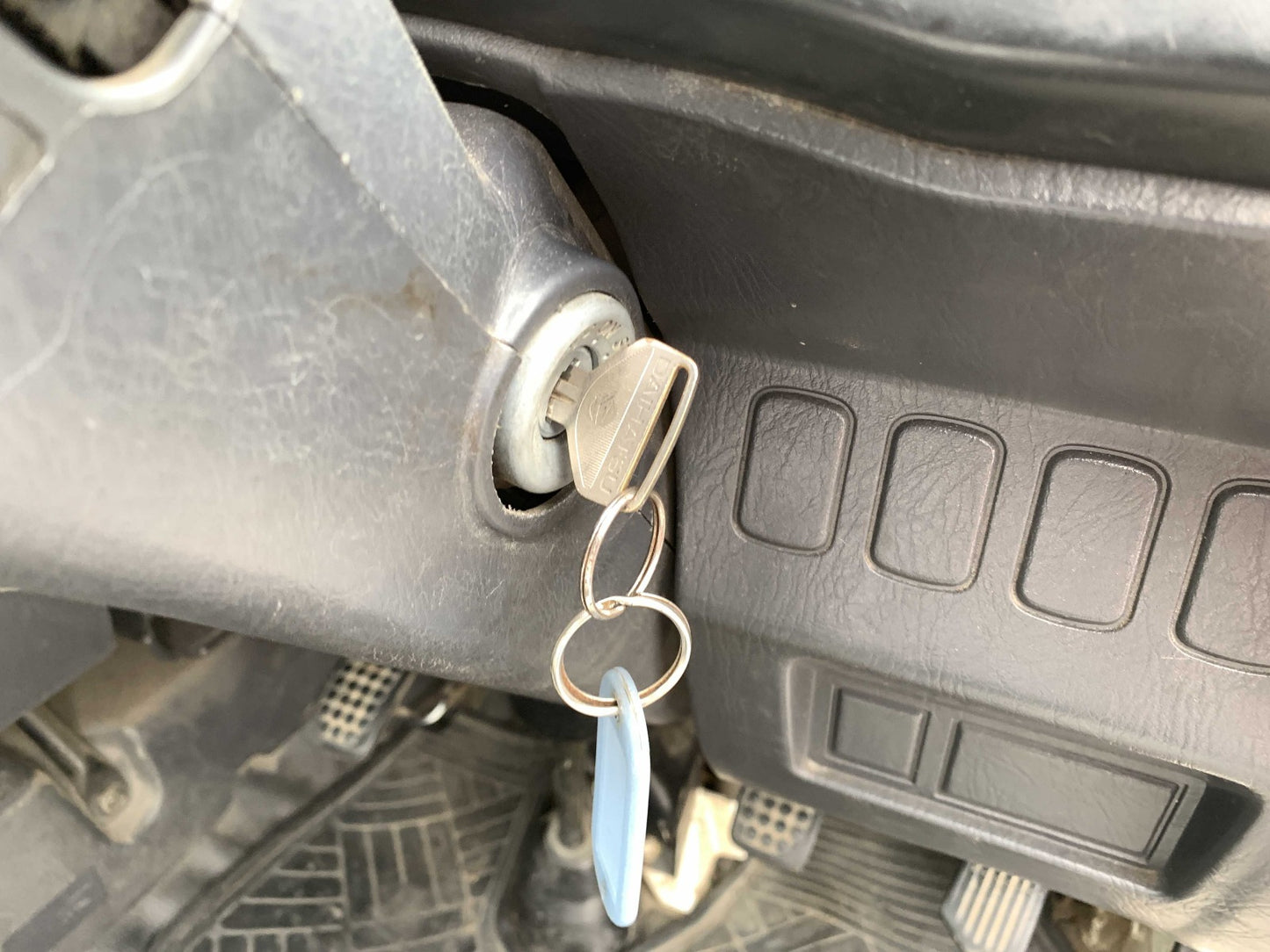 [COMING SOON] 2000 Daihatsu Hijet, 4WD and AC