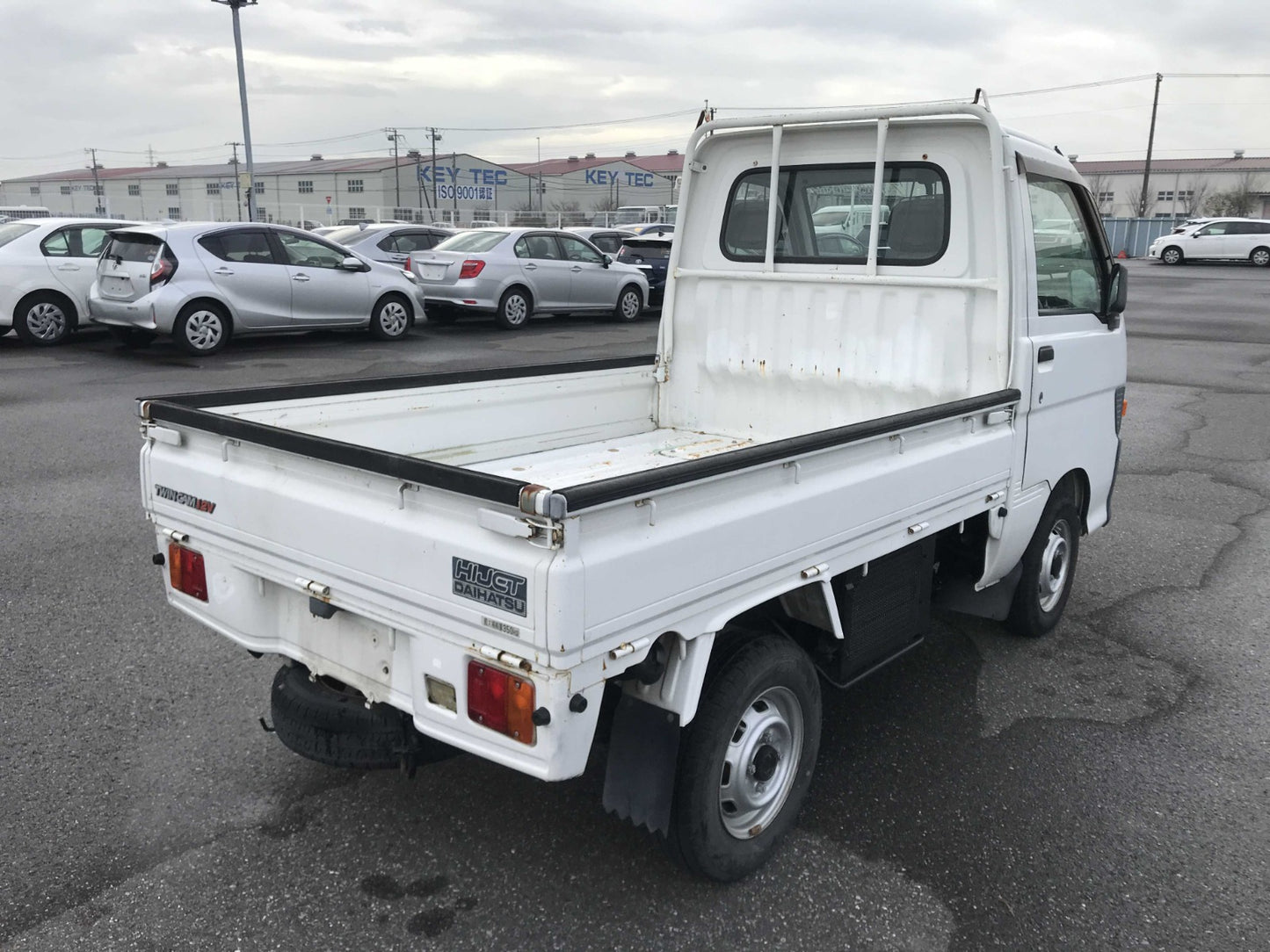 1998 Daihatsu Hijet, 2WD and AC + Automatic