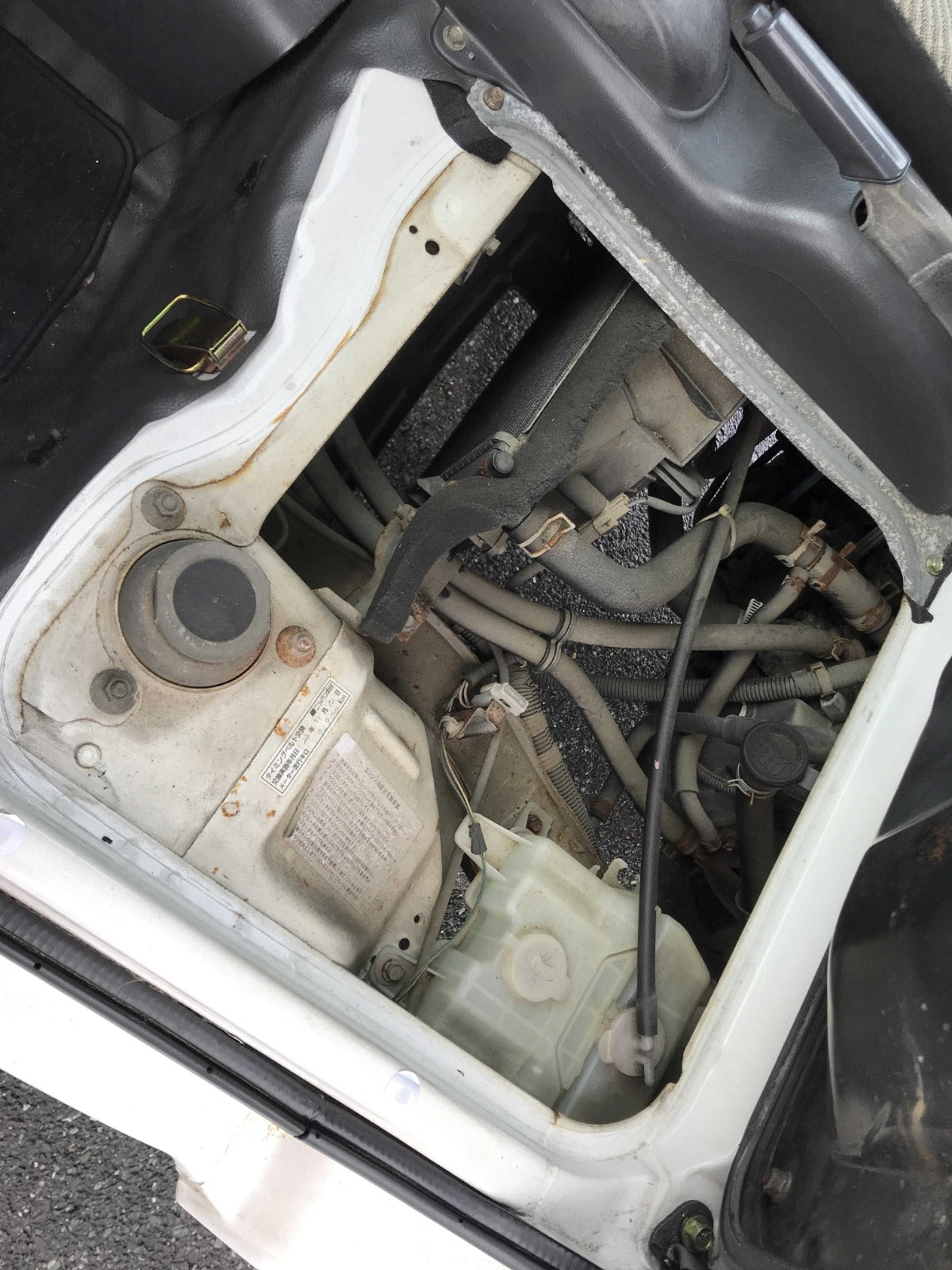 1998 Daihatsu Hijet, 2WD and AC + Automatic