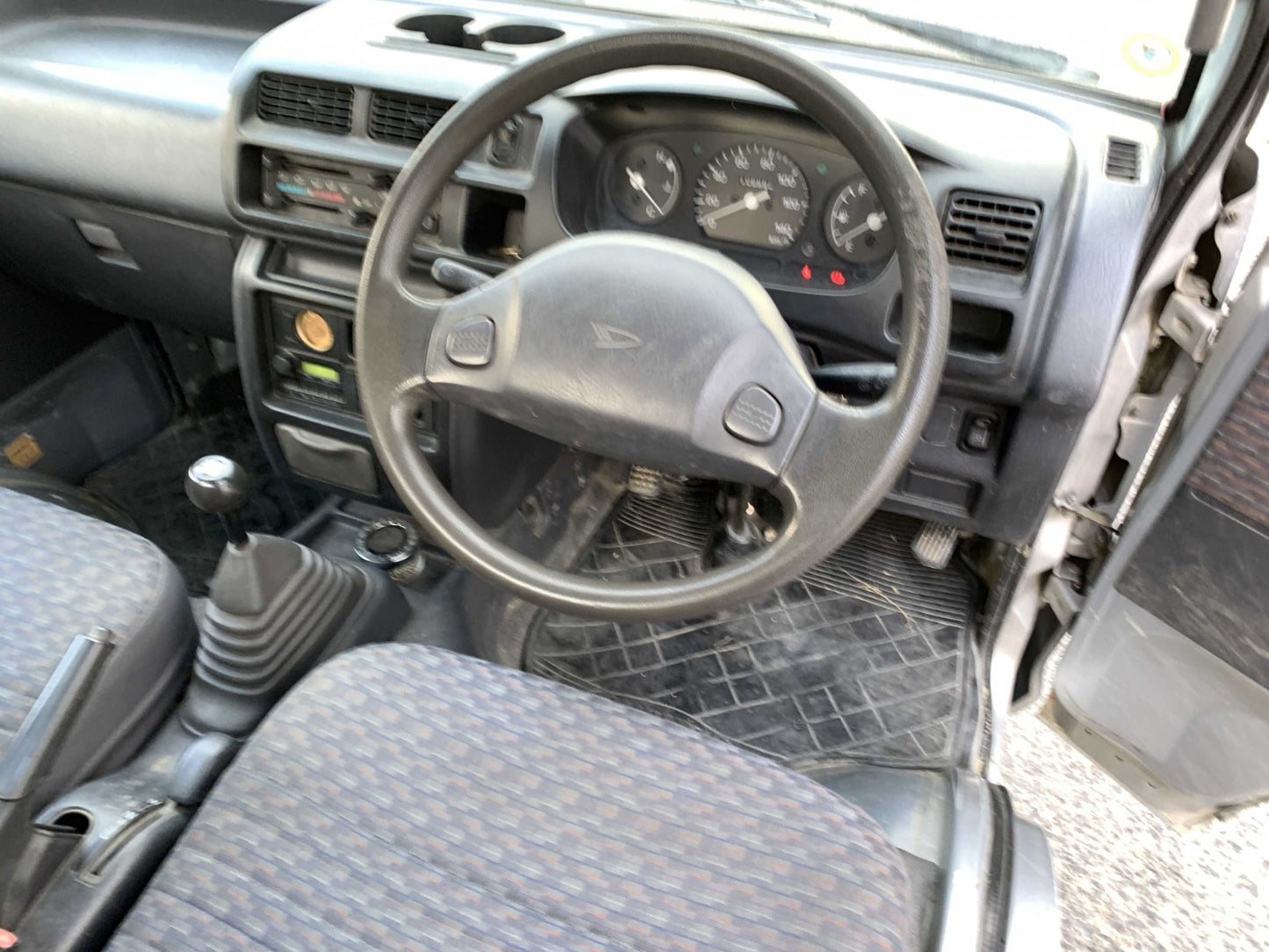 1999 Daihatsu Hijet, 4WD + AC